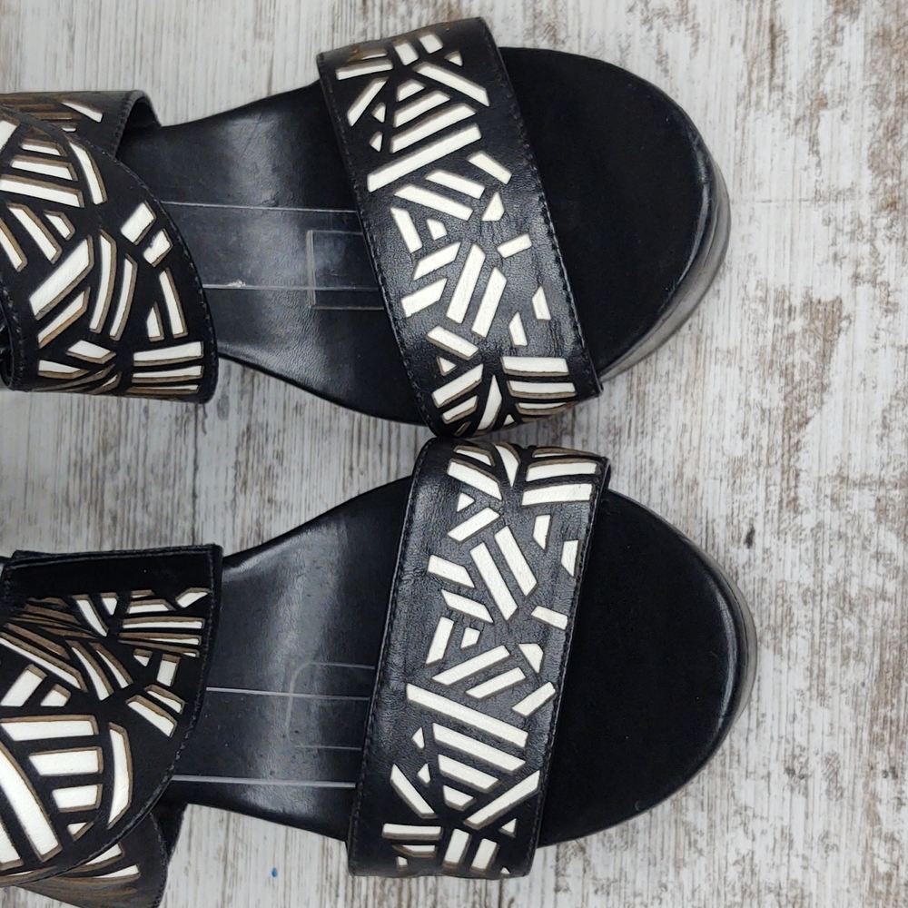 Diane Von Furstenberg Black Cutout Leather Wedge Sandals - Picture 8 of 15